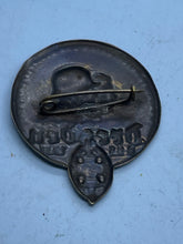 Load image into Gallery viewer, Original WW2 German Day Badge 
