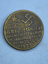 Charger l&#39;image dans la galerie, Original WW2 German Day Badge 
