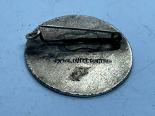 Load image into Gallery viewer, Original WW2 German Day Badge 
