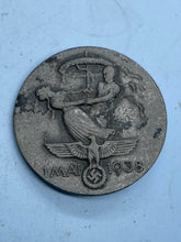 Charger l&#39;image dans la galerie, Original WW2 German Day Badge 
