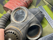 Load image into Gallery viewer, Original WW2 British Army Soldiers GSR Gas Mask
