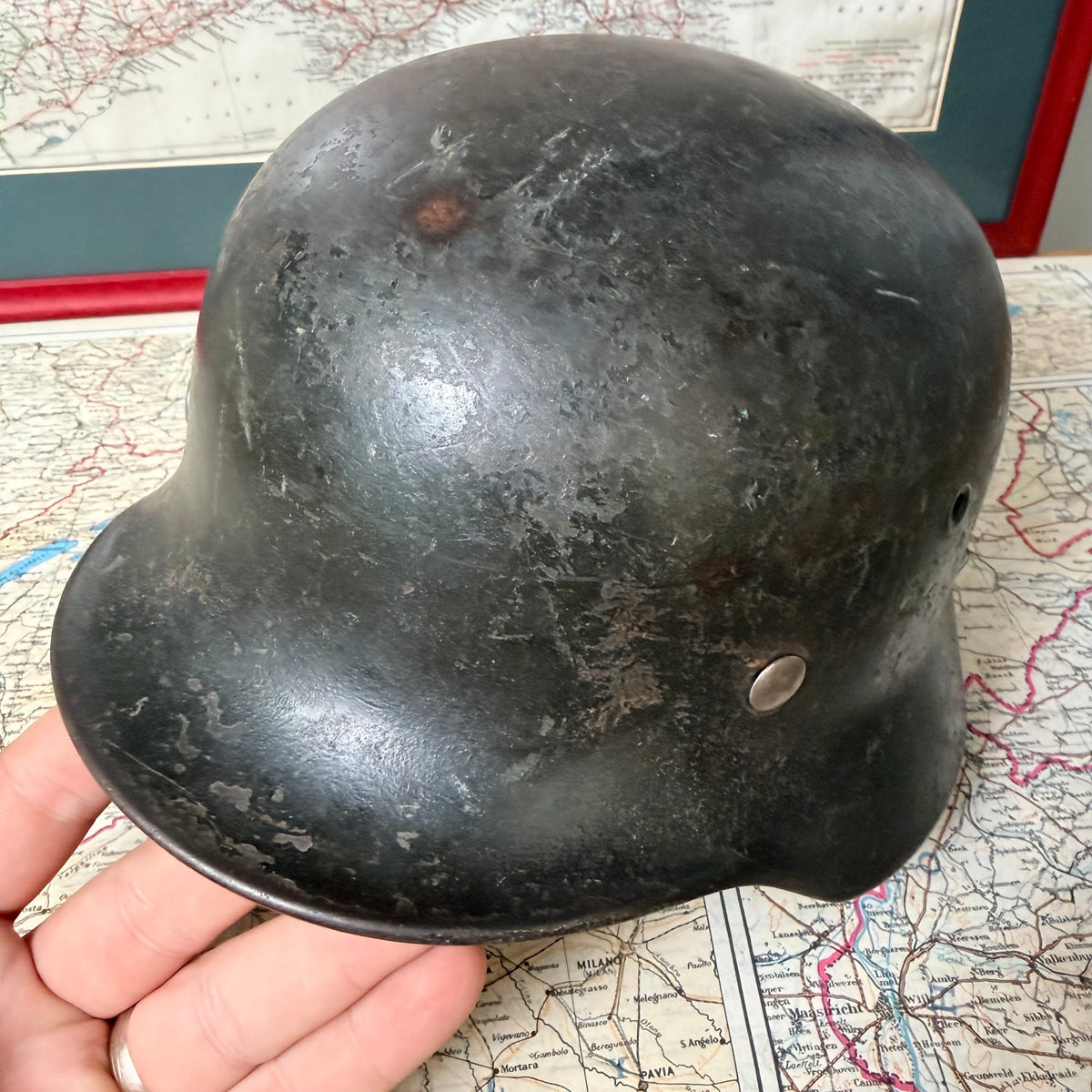Original WW2 German Army Combat Helmet M40 Single Decal with Liner - The Militaria Shop