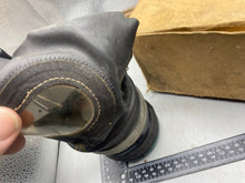 Load image into Gallery viewer, Original British WW2 ARP Officials / Home Front Gas Mask in Carrying Box with Label
