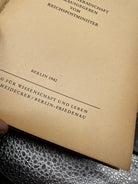 Das Zeesener Buch 1941: The Zeesen Book 1941 - The Militaria Shop