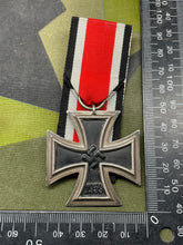 Load image into Gallery viewer, Original WW2 German Army Iron Cross 2nd Class - Maker Marked 24
