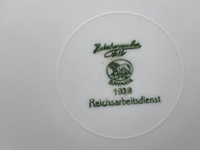 Charger l&#39;image dans la galerie, Original WW2 German Army Mess Hall Dinner Plate - 1938
