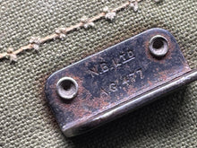 Load image into Gallery viewer, Original British Army Assault Gas Mask in Bag with Goggle Packets
