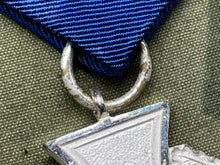 Charger l&#39;image dans la galerie, Original Third Reich 25-Year Faithful Service Medal

