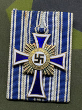 Charger l&#39;image dans la galerie, Original Third Reich Mother&#39;s Cross in Bronze - Court Mounted
