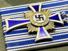 Charger l&#39;image dans la galerie, Original Third Reich Mother&#39;s Cross in Bronze - Court Mounted

