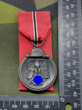 Load image into Gallery viewer, Original WW2 Third Reich Russian Front Service Medal
