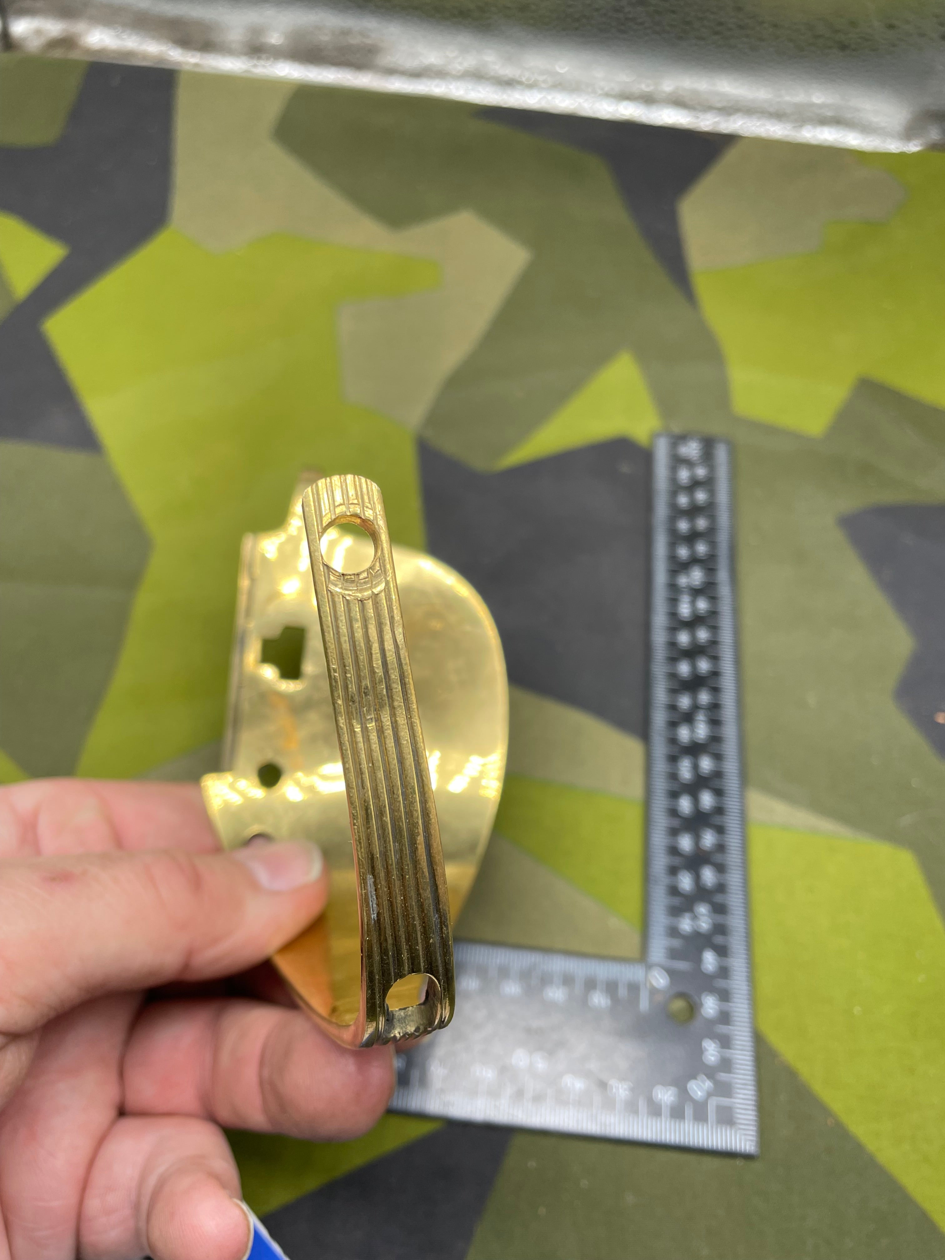 Original British Royal Navy Officer's Sword Gilt Hand-Guard - The Militaria Shop