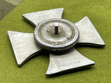Load image into Gallery viewer, Reproduction WW1 German 1870 Iron Cross First Class Screw Back
