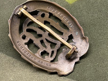 Charger l&#39;image dans la galerie, Original WW2 German DRL &#39;Reichssportabzeichen&#39; Bronze Sports Badge
