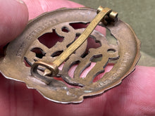 Charger l&#39;image dans la galerie, Original WW2 German DRL &#39;Reichssportabzeichen&#39; Bronze Sports Badge
