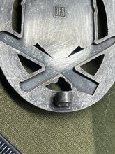 Charger l&#39;image dans la galerie, WW2 German Army General Assault Badge - JFS Marked
