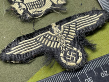 Charger l&#39;image dans la galerie, WW2 German SS Bevo Weave M43 Cap Insignia
