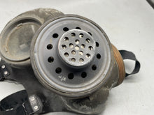 Charger l'image dans la galerie, Original British Army Assault Gas Mask - The Militaria Shop
