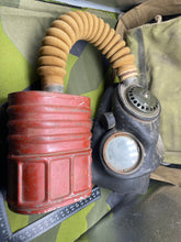 Load image into Gallery viewer, Original WW2 British Army GSR General Service Respirator Gas Mask Set
