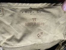 Lade das Bild in den Galerie-Viewer, Original WW2 British Army GSR General Service Respirator Gas Mask Set
