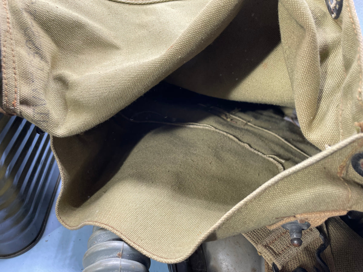 Original US Army M3 Service Gas Mask in Bag - in Stunning Condition - The Militaria Shop
