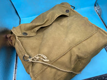 Load image into Gallery viewer, Original WW2 Dated Canadian Army Soldier&#39;s Gas Mask in named bag
