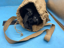 Load image into Gallery viewer, Original WW2 British Home Front ARP Warden&#39;s Gas Mask in Issue Bag
