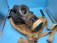 Load image into Gallery viewer, Original WW2 British Home Front ARP Warden&#39;s Gas Mask in Issue Bag
