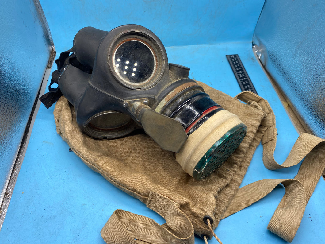 Original WW2 British Home Front ARP Warden's Gas Mask in Issue Bag