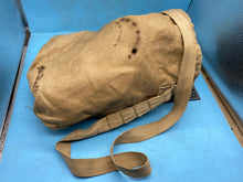 Load image into Gallery viewer, Original WW2 British Home Front ARP Warden&#39;s Gas Mask in Issue Bag
