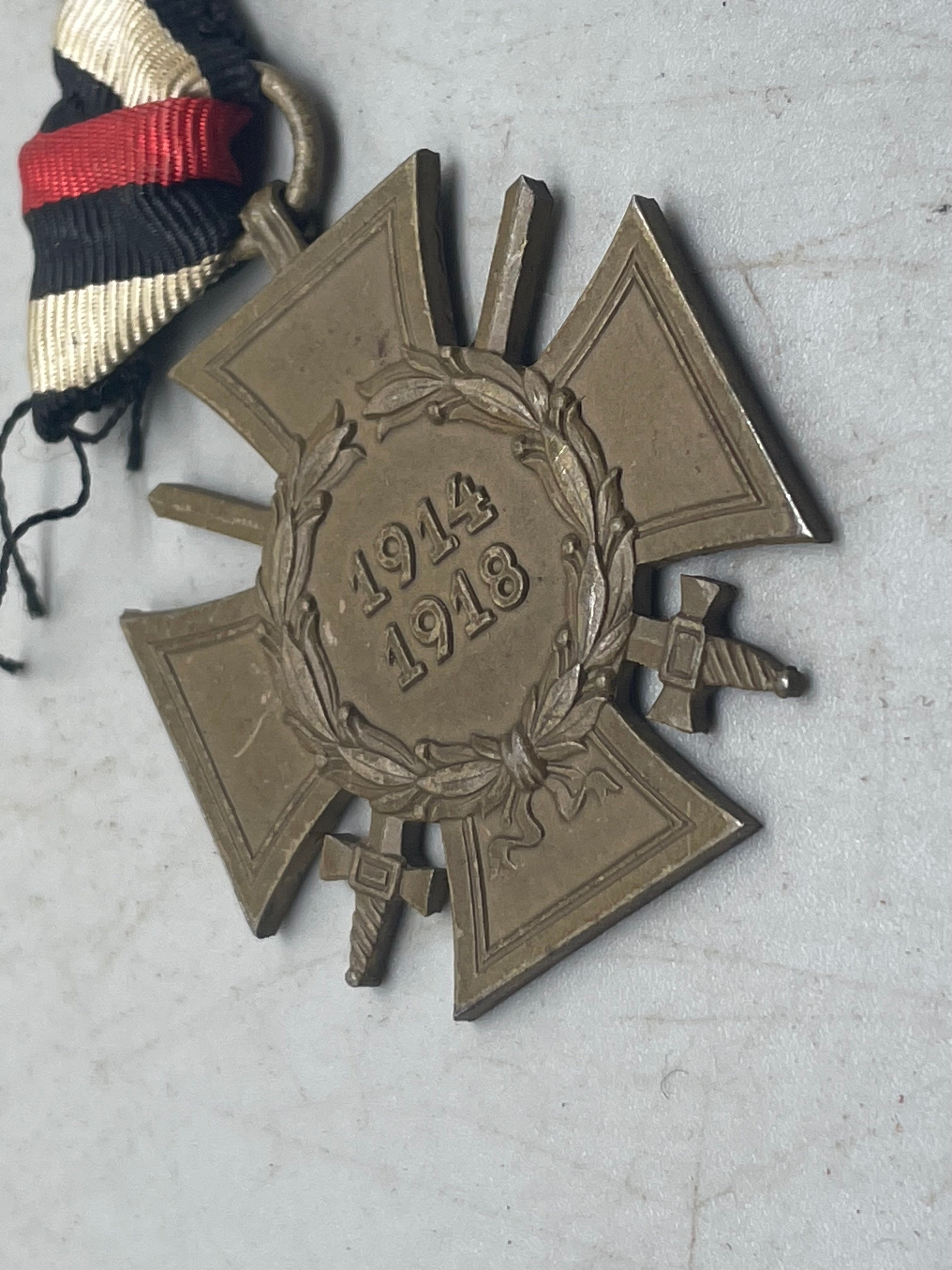 Original WW1 Combatants / Hindenburg Cross 1914 - 1918 - The Militaria Shop