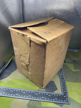 Charger l&#39;image dans la galerie, Original WW2 British Home Front ARP Warden&#39;s Gas Mask in Original Issue Box
