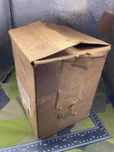 Charger l&#39;image dans la galerie, Original WW2 British Home Front ARP Warden&#39;s Gas Mask in Original Issue Box
