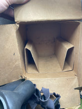 Charger l&#39;image dans la galerie, Original WW2 British Home Front ARP Warden&#39;s Gas Mask in Original Issue Box
