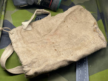 Charger l&#39;image dans la galerie, Original WW2 British Home Front ARP Warden&#39;s Gas Mask in Original Issue Bag
