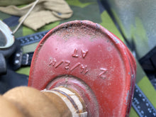 Charger l&#39;image dans la galerie, Original WW2 British Army GSR General Service Respirator Gas Mask Set
