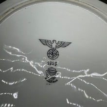 Lade das Bild in den Galerie-Viewer, Original WW2 German Army Heer Porcelain Dinner Plate - 1939 Dated
