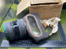 Load image into Gallery viewer, WW2 British Home Front / Civilian Pattern Gas Mask
