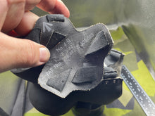 Charger l&#39;image dans la galerie, WW2 British Home Front Warden&#39;s Gas Mask
