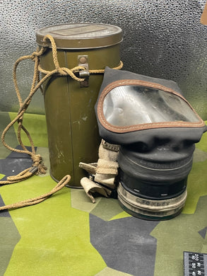 Original WW2 British Home Front Gas Mask in Private Purchase Tin 