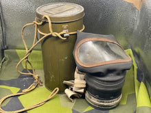 Charger l&#39;image dans la galerie, Original WW2 British Home Front Gas Mask in Private Purchase Tin 
