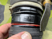 Charger l&#39;image dans la galerie, WW2 British Home Front Warden&#39;s Gas Mask
