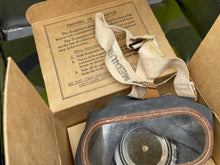 Charger l&#39;image dans la galerie, Original WW2 British Home Front Civilian Gas Mask in Cardboard Box
