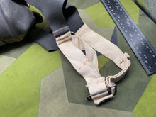 Charger l&#39;image dans la galerie, Original WW2 British Home Front Civilian Gas Mask for parts
