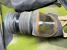 Charger l&#39;image dans la galerie, Original WW2 British Home Front Civilian Gas Mask in Rexine Case
