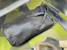 Charger l&#39;image dans la galerie, Original WW2 British Home Front Civilian Gas Mask in Rexine Case

