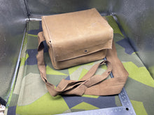 Load image into Gallery viewer, WW2 British Civilian Gas Mask in Private Purchase Carrying Case
