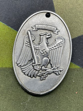 Charger l&#39;image dans la galerie, WW2 German Politzei Warrant Disc for Berlin
