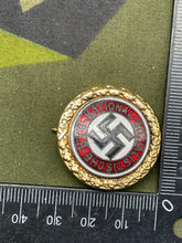 Charger l&#39;image dans la galerie, WW2 German Golden Party Badge
