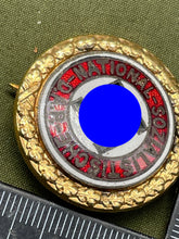 Charger l&#39;image dans la galerie, WW2 German Golden Party Badge
